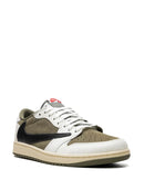 Jordan Tênis Air Jordan 1 Retro Low OG "Medium Olive" x Travis Scott
