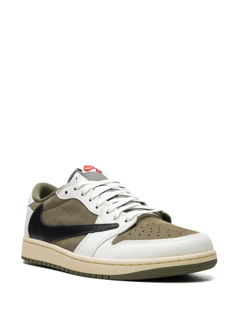 Jordan Tênis Air Jordan 1 Retro Low OG "Medium Olive" x Travis Scott